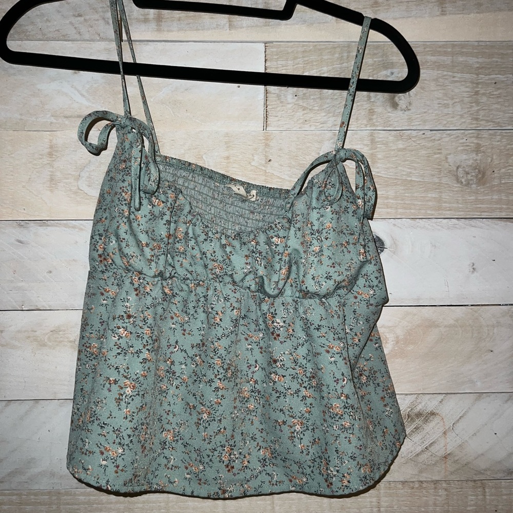 Mint Green Floral Top - Size M PacSun/LA Hearts
